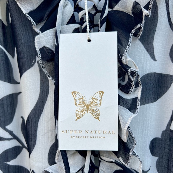 Super Natural by Secret Mission Black Monochrome Floral Emma Maxi Dress - Picture 4 of 5